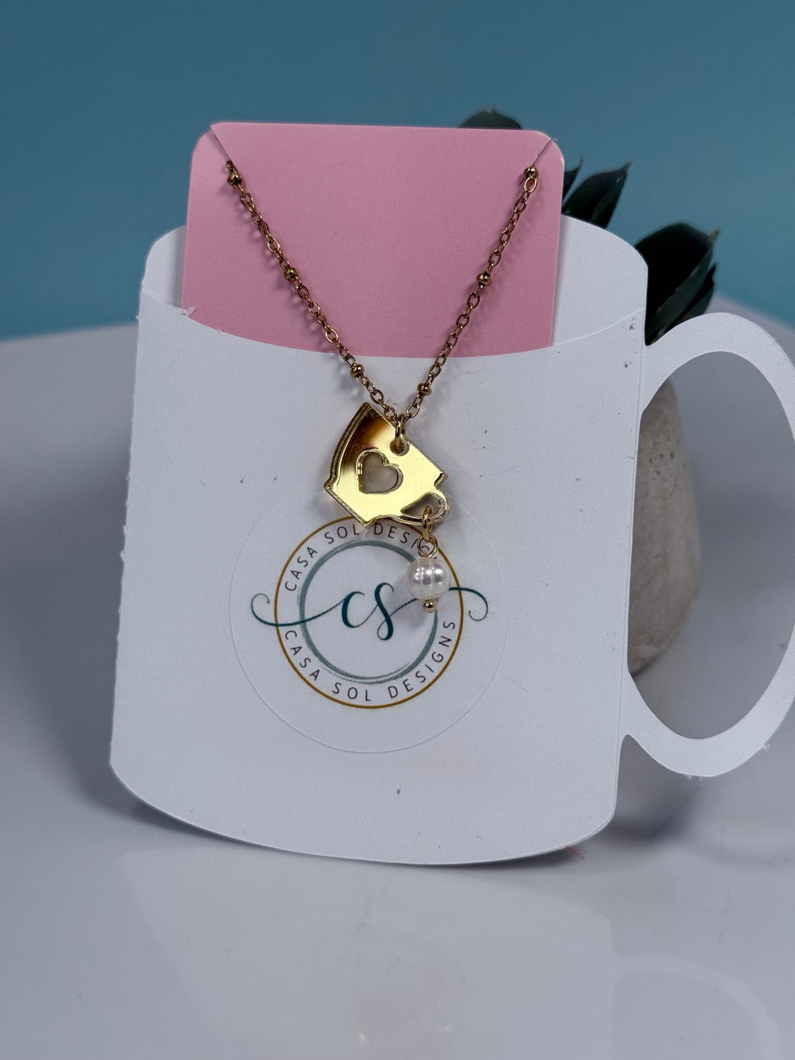 Cadena Coffee Love con taza de café y perla