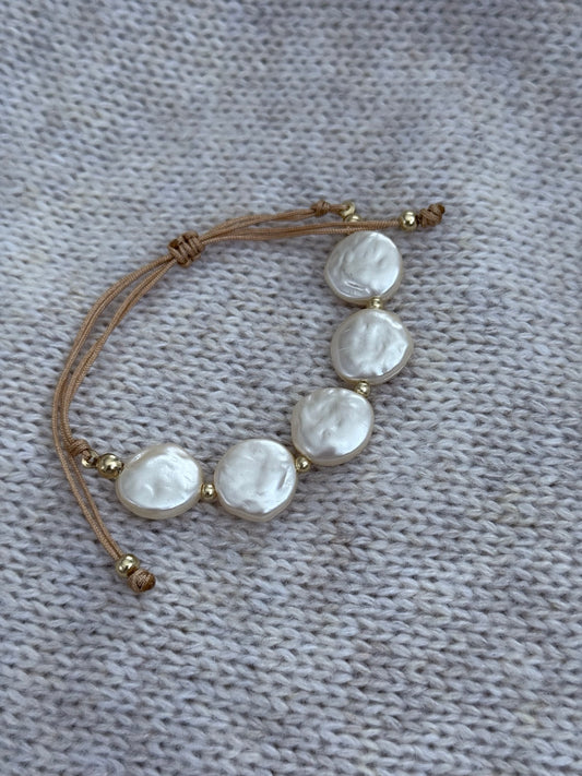 Pulsera de perlas ajustable Casa Sol Designs